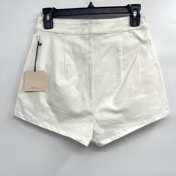 NEW REVOLVE Superdown High Rise Button Fly Shorts size M - Picture 7 of 7